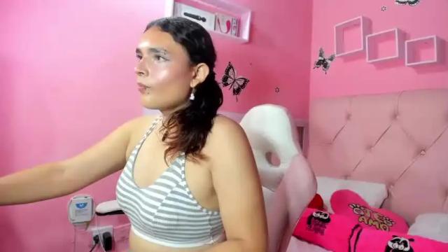 Image 3 of aria_delrey11 Stream on Chaturbate on 18 months ago