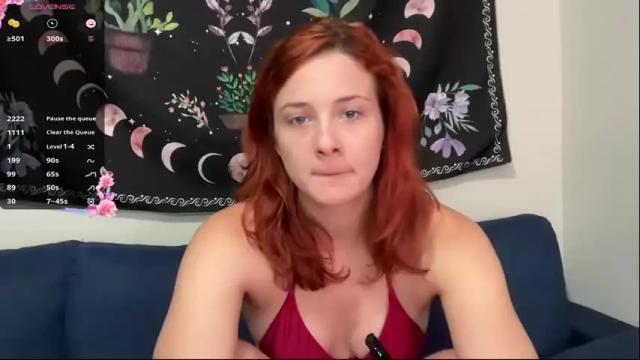 Image 3 of aria_fields_ Stream on Chaturbate on 1 month ago