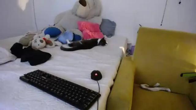 Image 3 of aria_jhonsson777 Stream on Chaturbate on 15 months ago