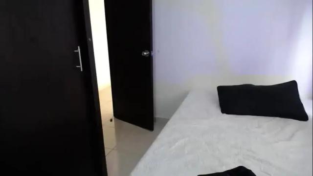Image 10 of aria_jhonsson777 Stream on Chaturbate on 21 days ago