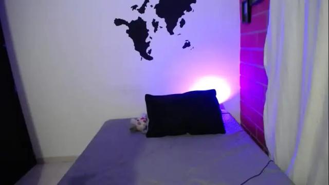 Image 4 of aria_jhonsson777 Stream on Chaturbate on 6 days ago