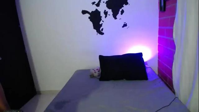 Image 7 of aria_jhonsson777 Stream on Chaturbate on 6 days ago