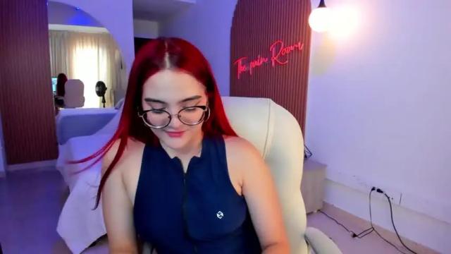 Image 2 of aria_marin Stream on Chaturbate on 12 months ago