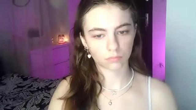 Image 11 of ariacreazy Stream on Chaturbate on 15 months ago