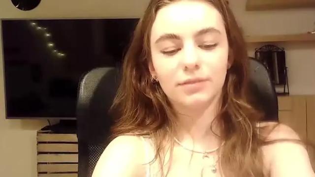 Image 11 of ariacreazy Stream on Chaturbate on 14 months ago