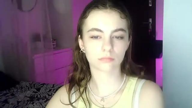 Image 3 of ariacreazy Stream on Chaturbate on 14 months ago
