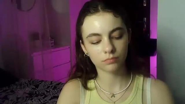 Image 4 of ariacreazy Stream on Chaturbate on 14 months ago