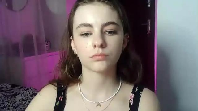 Image 4 of ariacreazy Stream on Chaturbate on 13 months ago