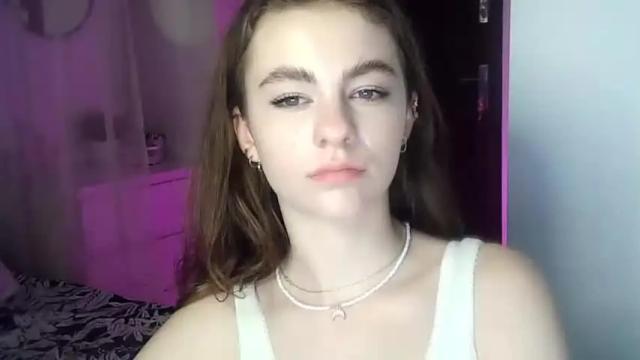 Image 7 of ariacreazy Stream on Chaturbate on 13 months ago