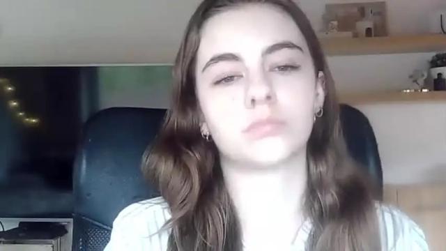 Image 4 of ariacreazy Stream on Chaturbate on 13 months ago