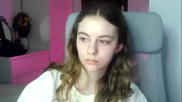 Image 10 of ariacreazy Stream on Chaturbate on 2 months ago