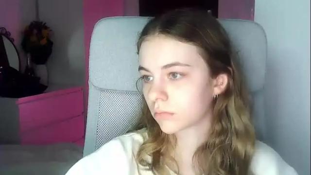 Image 7 of ariacreazy Stream on Chaturbate on 2 months ago