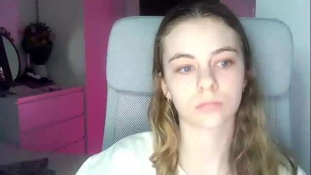 Image 3 of ariacreazy Stream on Chaturbate on 2 months ago