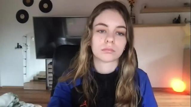 Image 10 of ariacreazy Stream on Chaturbate on 1 month ago