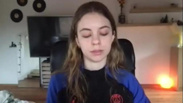 Image 2 of ariacreazy Stream on Chaturbate on 1 month ago