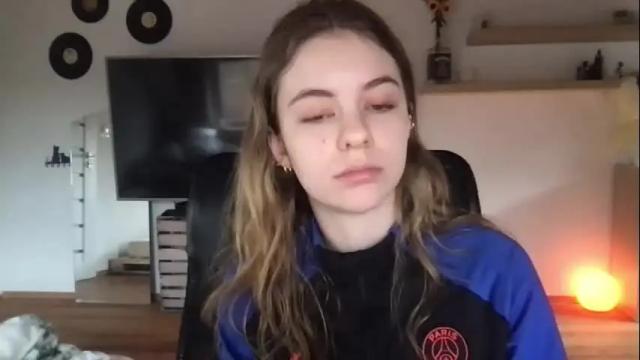 Image 4 of ariacreazy Stream on Chaturbate on 1 month ago