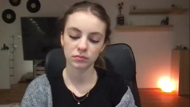 Image 11 of ariacreazy Stream on Chaturbate on 1 month ago