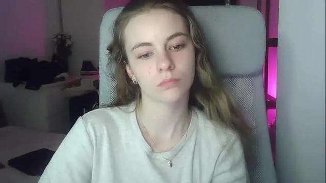 Image 4 of ariacreazy Stream on Chaturbate on 25 days ago