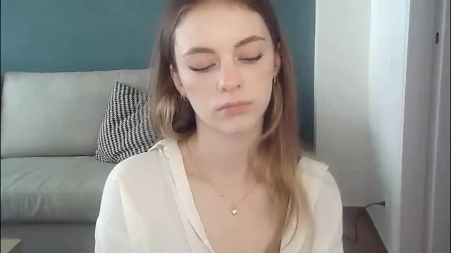Image 2 of ariacreazy Stream on Chaturbate on 1 month ago