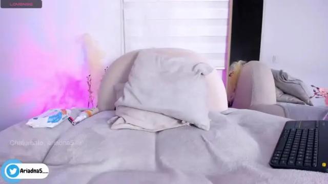 Image 3 of ariadna5 Stream on Chaturbate on 14 months ago