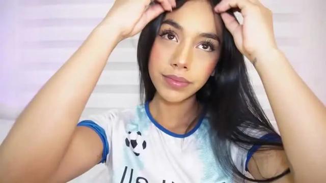 Image 4 of ariadna5 Stream on Chaturbate on 11 days ago