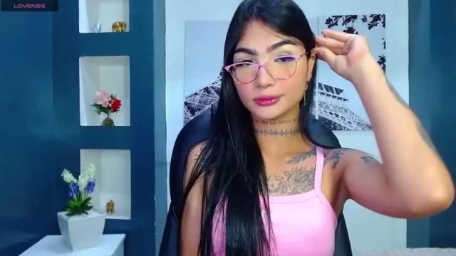 Image 4 of ariadna_05 Stream on Chaturbate on 25 months ago