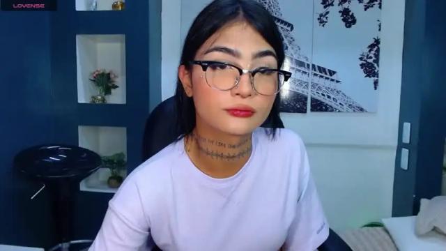 Image 4 of ariadna_05 Stream on Chaturbate on 24 months ago