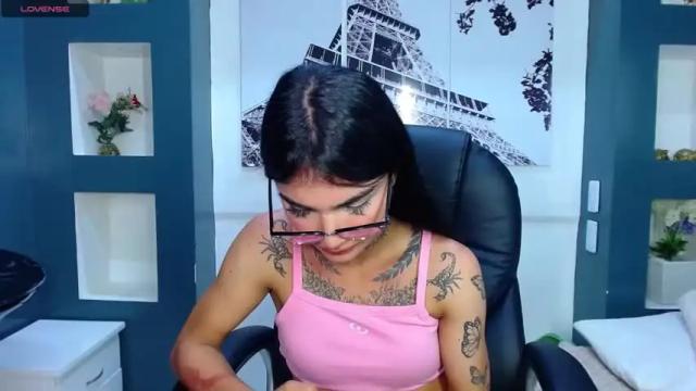 Image 12 of ariadna_05 Stream on Chaturbate on 23 months ago