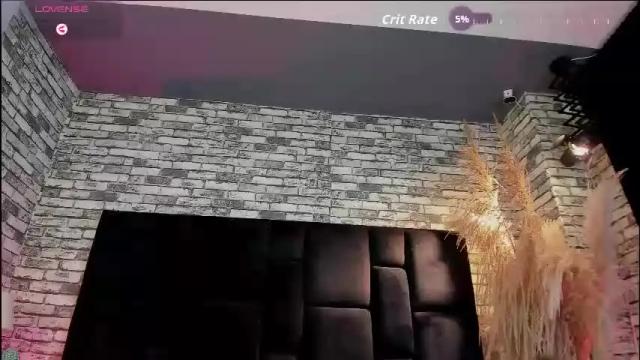 Image 7 of ariadna_milano Stream on Chaturbate on 28 days ago