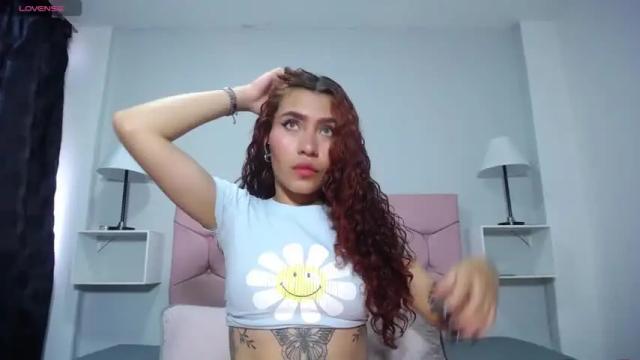 Image 3 of ariadna_tr Stream on Chaturbate on 14 months ago