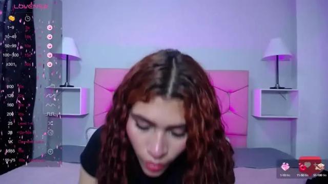 Image 2 of ariadna_tr Stream on Chaturbate on 14 months ago