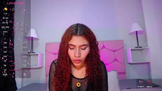 Image 10 of ariadna_tr Stream on Chaturbate on 13 months ago