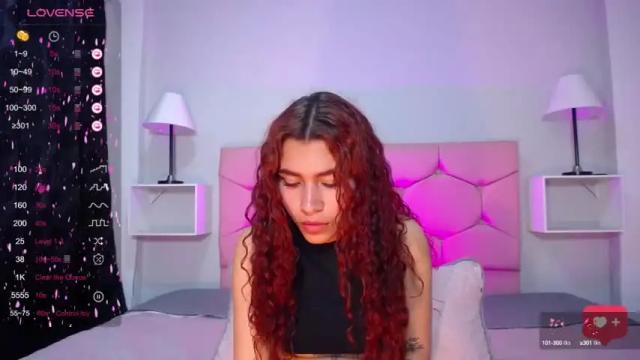 Image 11 of ariadna_tr Stream on Chaturbate on 13 months ago