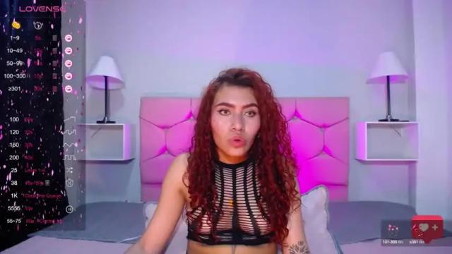 Image 11 of ariadna_tr Stream on Chaturbate on 13 months ago