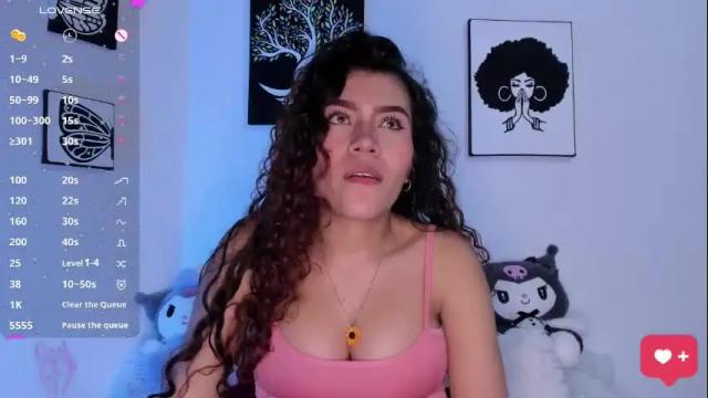 Image 10 of ariadna_tr Stream on Chaturbate on 1 month ago