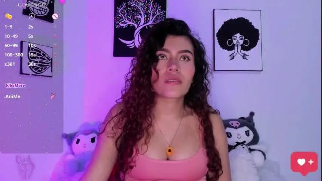 Image 11 of ariadna_tr Stream on Chaturbate on 1 month ago