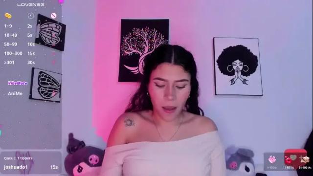 Image 3 of ariadna_tr Stream on Chaturbate on 1 month ago