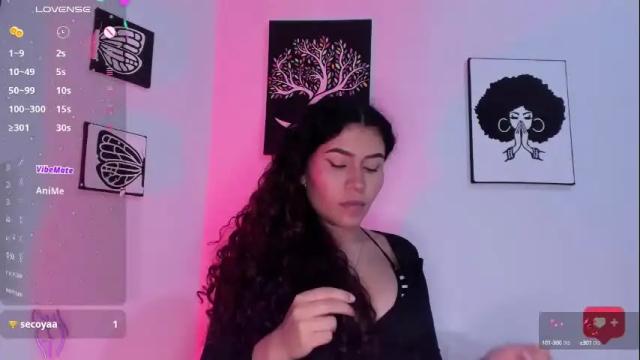 Image 12 of ariadna_tr Stream on Chaturbate on 28 days ago