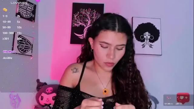 Image 3 of ariadna_tr Stream on Chaturbate on 20 days ago
