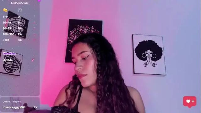 Image 8 of ariadna_tr Stream on Chaturbate on 20 days ago