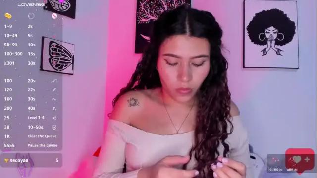 Image 12 of ariadna_tr Stream on Chaturbate on 16 days ago