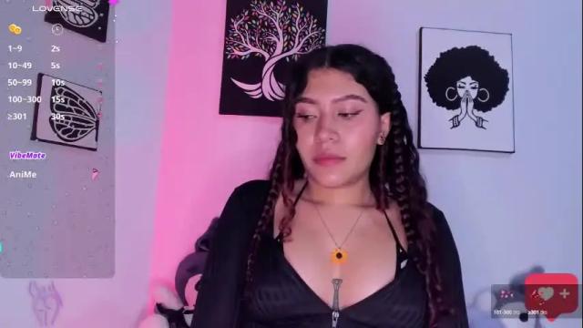 Image 10 of ariadna_tr Stream on Chaturbate on 13 days ago