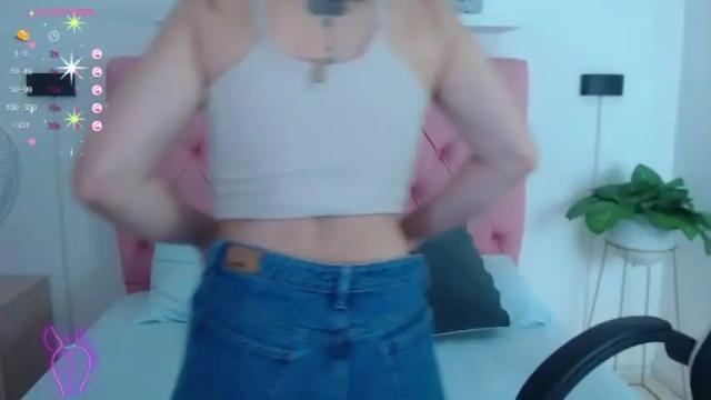 Image 12 of ariadne_johns Stream on Chaturbate on 15 months ago