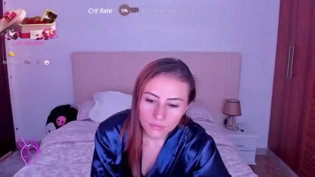 Image 2 of ariadne_johns Stream on Chaturbate on 15 months ago