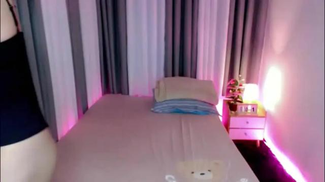 Image 10 of ariahooper Stream on Chaturbate on 4 days ago