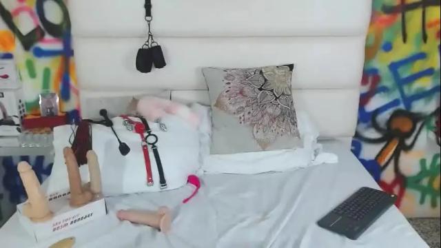 Image 12 of ariamartins Stream on Chaturbate on 1 month ago