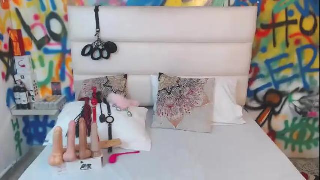 Image 2 of ariamartins Stream on Chaturbate on 4 days ago