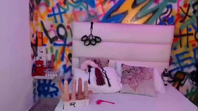 Image 4 of ariamartins Stream on Chaturbate on 4 months ago