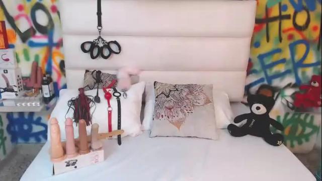 Image 12 of ariamartins Stream on Chaturbate on 4 months ago