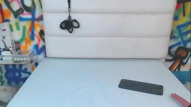 Image 4 of ariamartins Stream on Chaturbate on 3 months ago